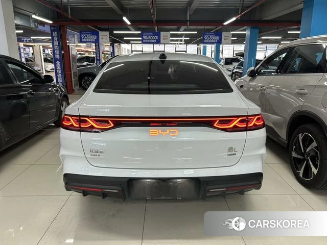 BYD Qin L DM 2025 Белый из Китая, фото 4