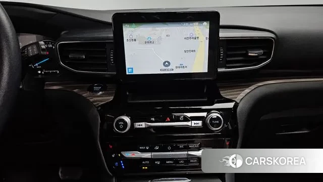 Ford Explorer 6th Generation 2022 Белый из Кореи, фото 4