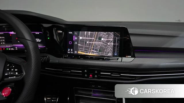 Volkswagen Golf 8th Generation 2024 Белый из Кореи, фото 4