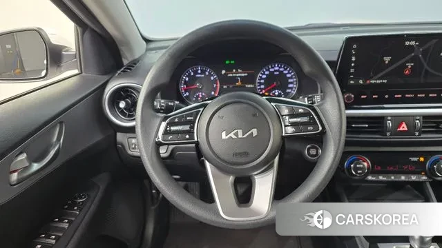 Kia The New K3 2nd generation 2021 Белый из Кореи, фото 4