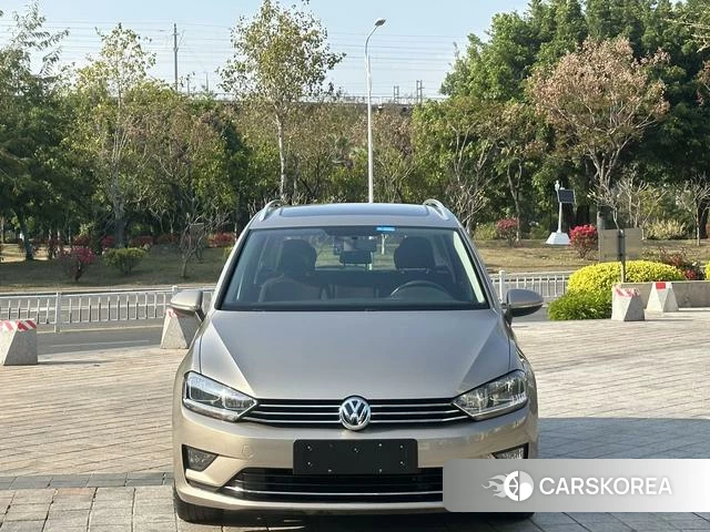 Volkswagen Golf*Jiayu 2019 Шампань из Китая, фото 4