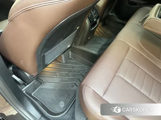 BMW X4 (G02) 2024 Черный двухцветный из Кореи, фото 4