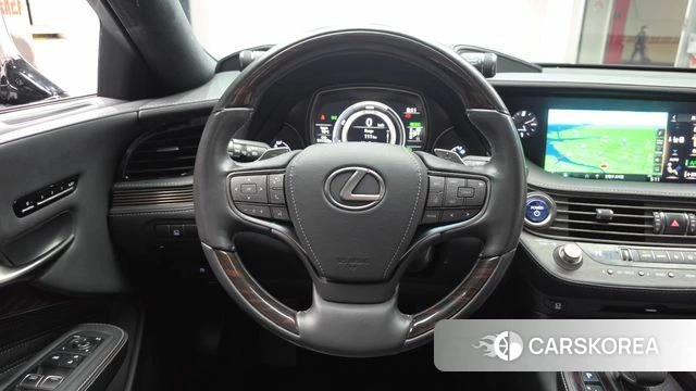 Lexus LS500h 5th generation 2019 Черный из Кореи, фото 4