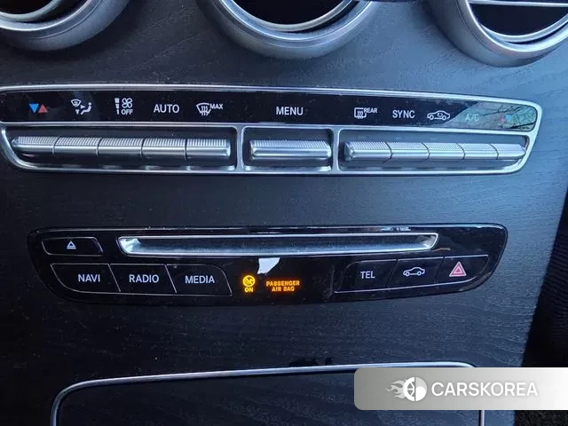 Mercedes-Benz GLC-Class X253 2019 Черный из Кореи, фото 4