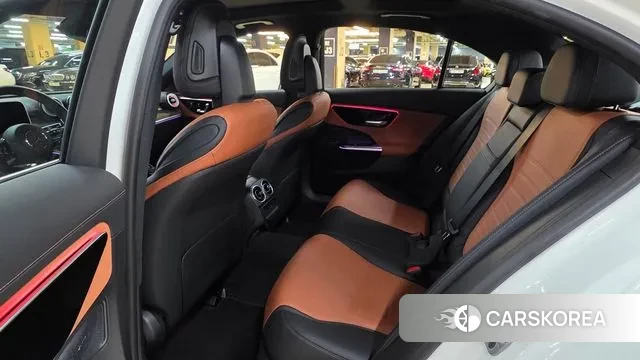 Mercedes-Benz C-Class W206 2025 Белый из Кореи, фото 4