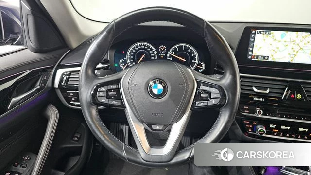BMW 5 Series (G30) 2018 Синий из Кореи, фото 4