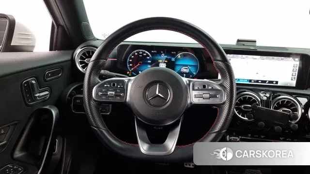 Mercedes-Benz A-Class W177 2021 Белый из Кореи, фото 4