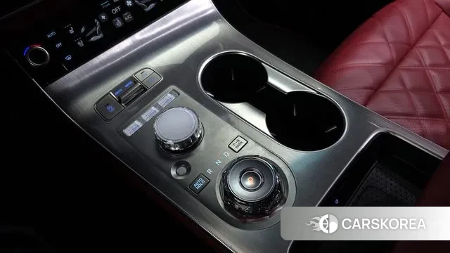 Genesis GV70 2024 Белый из Кореи, фото 4