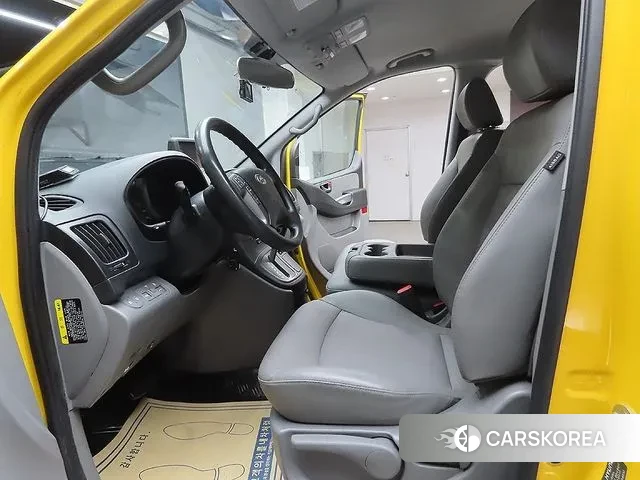 Hyundai The New Grand Starex 2018 Желтый из Кореи, фото 4