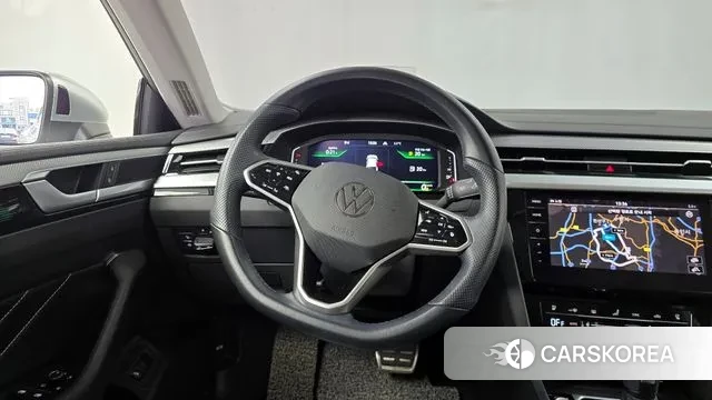 Volkswagen Arteon 2023 Белый из Кореи, фото 4