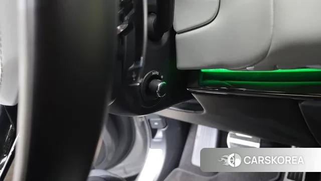 Land Rover Range Rover Sport 3rd Generation 2025 Серебристо-серый из Кореи, фото 4