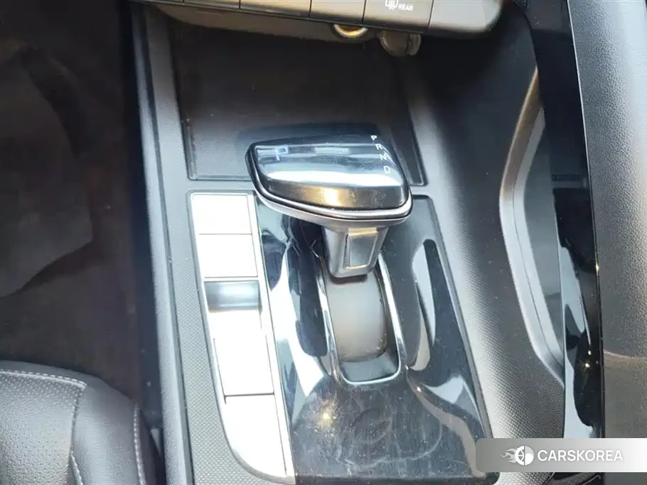 Hyundai Elantra 2024 Silver/gray из Китая, фото 4