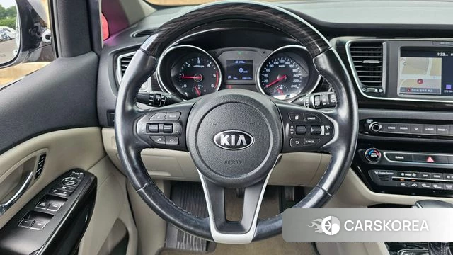 Kia The New Carnival 2018 Серебристо-серый из Кореи, фото 4