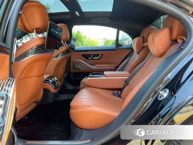 Mercedes-Benz S-class 2023 Черный из Китая, фото 4