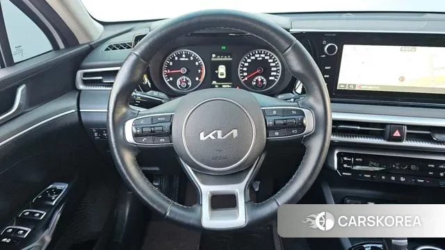 Kia K5 3rd generation 2023 Белый из Кореи, фото 4