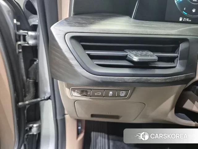 Kia K8 Hybrid 2022 Серебристо-серый из Кореи, фото 4