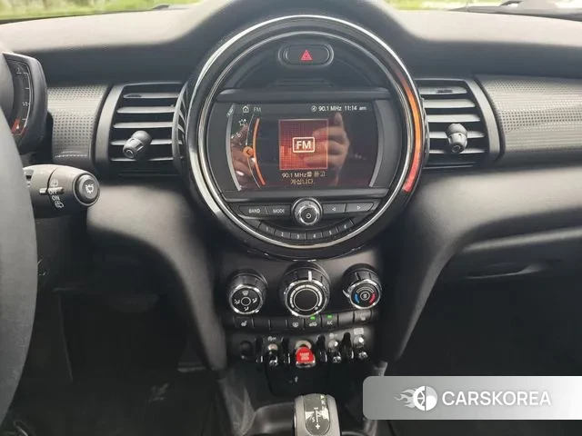 Mini Cooper 2018 Серебристо-серый из Кореи, фото 4