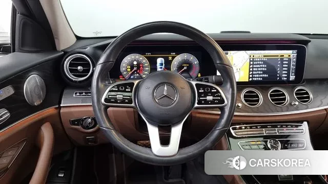 Mercedes-Benz E-Class W213 2020 Белый из Кореи, фото 4