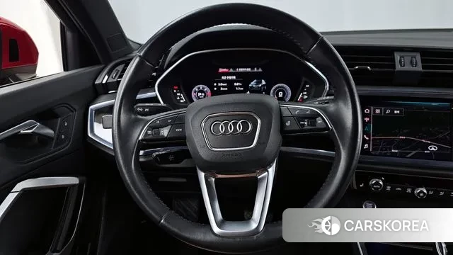 Audi Q3 (F3) 2020 Красный из Кореи, фото 4