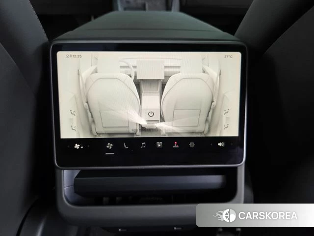 Tesla Model Y 2025 Серый из Кореи, фото 4