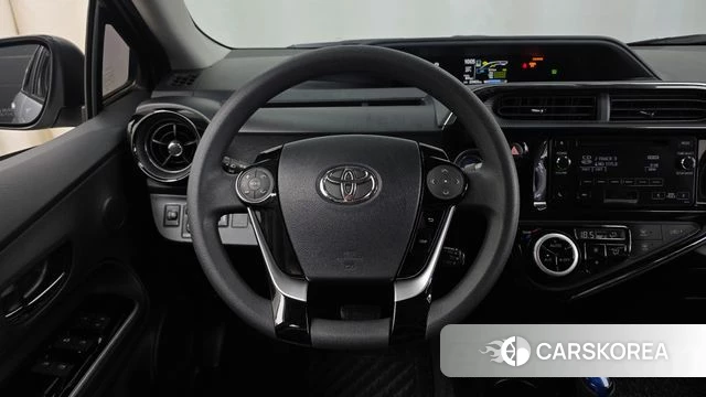 Toyota Prius C 2018 Серебряный из Кореи, фото 4
