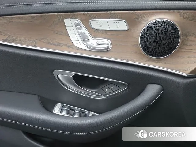 Mercedes-Benz E-Class W213 2022 Черный из Кореи, фото 4