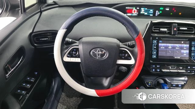 Toyota Prius 4th Generation 2018 Белый из Кореи, фото 4
