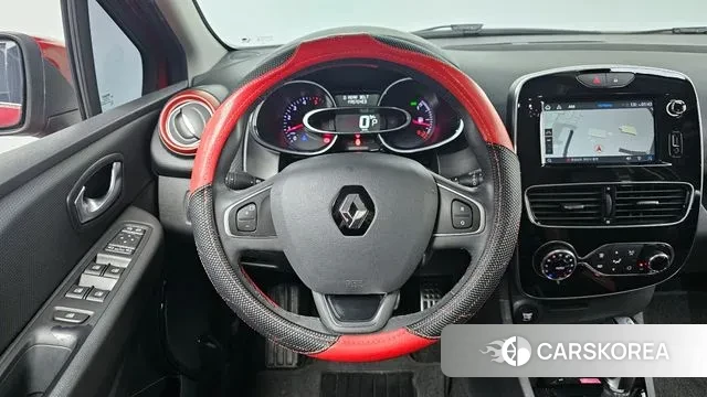 Renault Korea (Samsung) Clio 2018 Красный из Кореи, фото 4