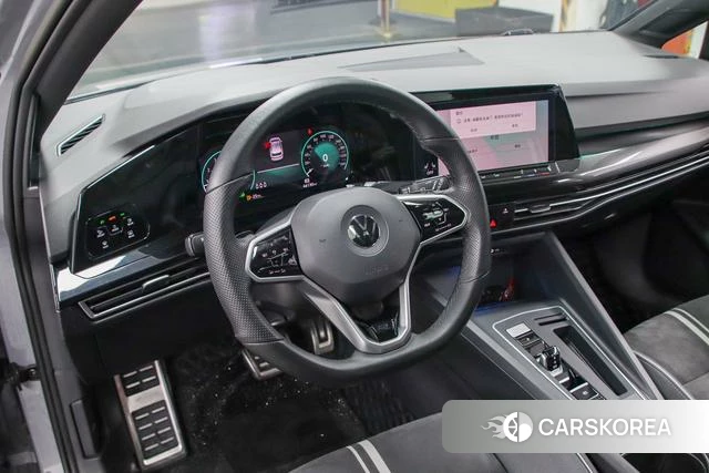 Volkswagen Golf 2022 Серебристо-серый из Китая, фото 4