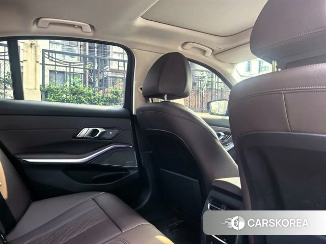 BMW 3 series 2021 Черный из Китая, фото 4