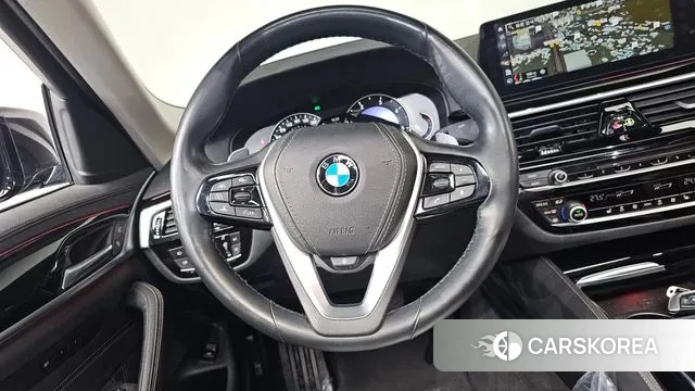 BMW 5 Series (G30) 2018 Черный из Кореи, фото 4
