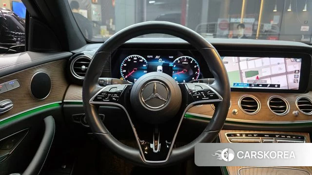 Mercedes-Benz E-Class W213 2021 Черный из Кореи, фото 4