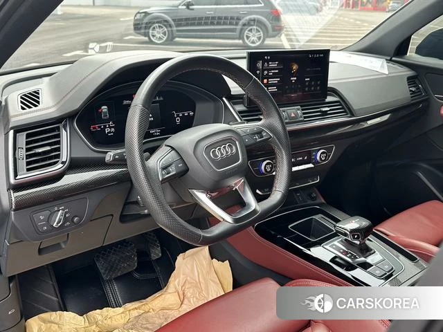 Audi Q5L Sportback 2022 Черный из Китая, фото 4