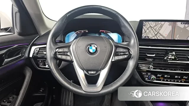 BMW 5 Series (G30) 2020 Белый из Кореи, фото 4