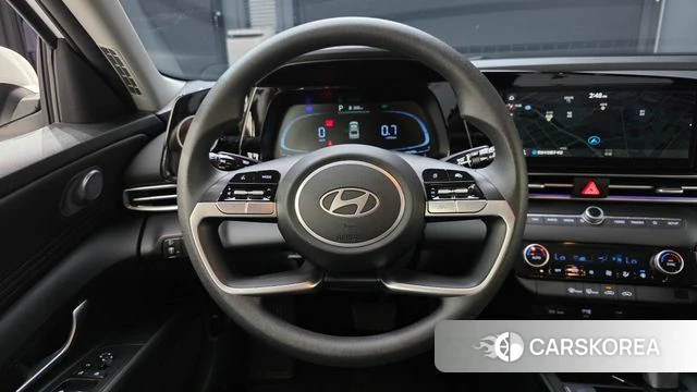 Hyundai The New Avante (CN7) 2023 Белый из Кореи, фото 4