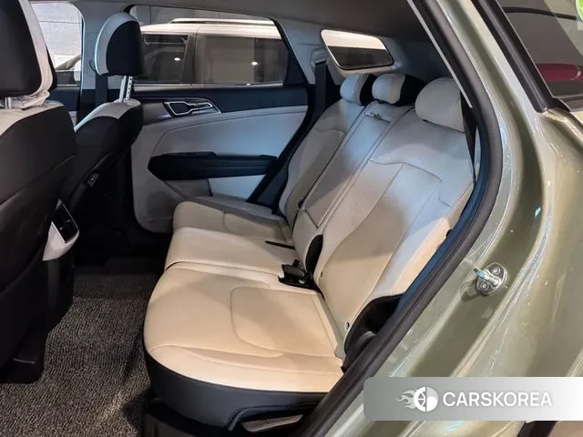 Kia Sportage 5th Generation 2023 Светло-зеленый из Кореи, фото 4