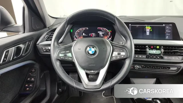 BMW 1 Series (F40) 2021 Черный из Кореи, фото 4