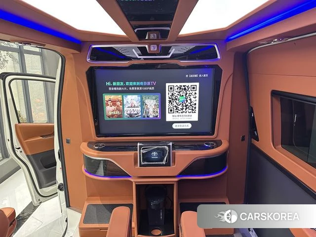 Toyota Hiace 2025 Белый из Китая, фото 4