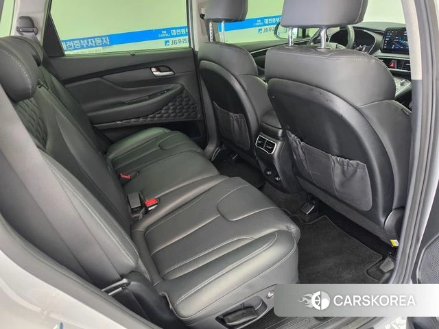 Hyundai The New Santa Fe 2021 Белый из Кореи, фото 4