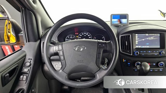 Hyundai The New Grand Starex 2019 Желтый из Кореи, фото 4