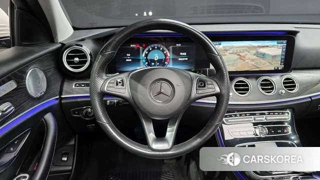 Mercedes-Benz E-Class W213 2018 Белый из Кореи, фото 4