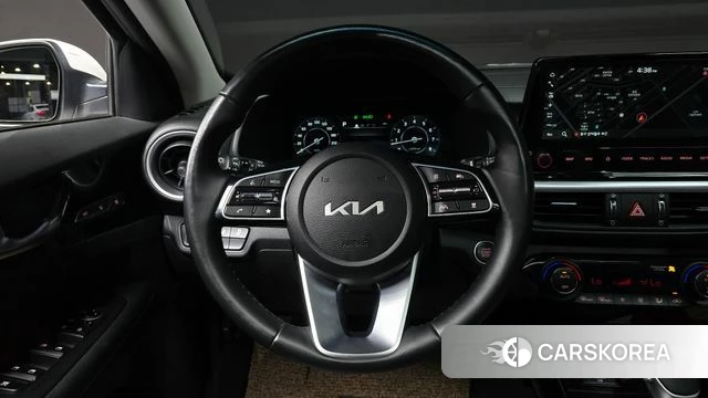 Kia The New K3 2nd generation 2022 Белый из Кореи, фото 4