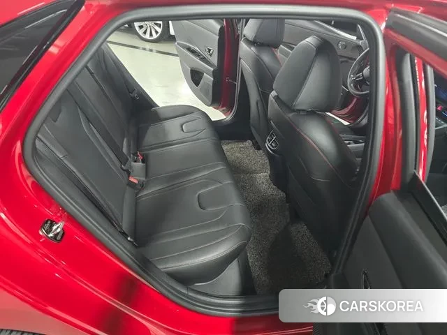 Hyundai Avante (CN7) 2021 Красный из Кореи, фото 4