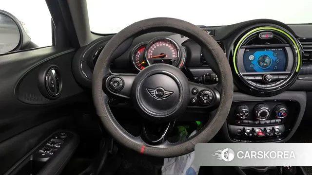 Mini Cooper D Clubman 2018 Зеленый из Кореи, фото 4