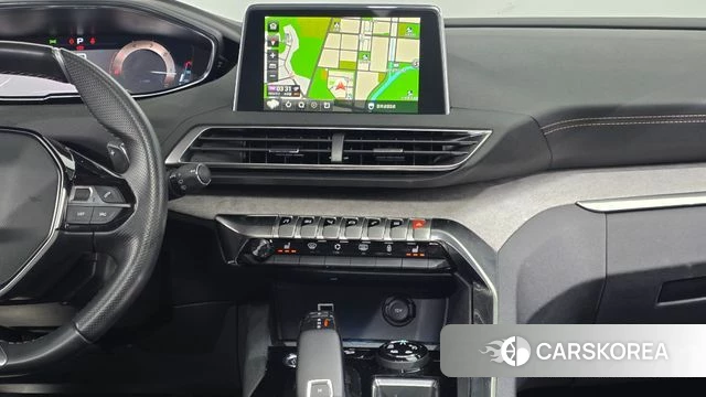 Peugeot 5008 second generation 2021 Белый из Кореи, фото 4