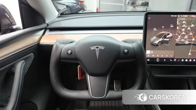 Tesla Model Y 2025 Серый из Кореи, фото 4