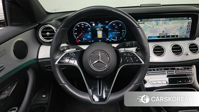 Mercedes-Benz E-Class W213 2021 Белый из Кореи, фото 4