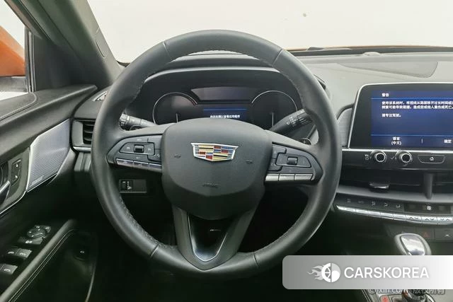 Cadillac CT4 2024 Оранжевый из Китая, фото 4