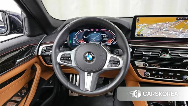 BMW 5 Series (G30) 2022 Черный из Кореи, фото 4