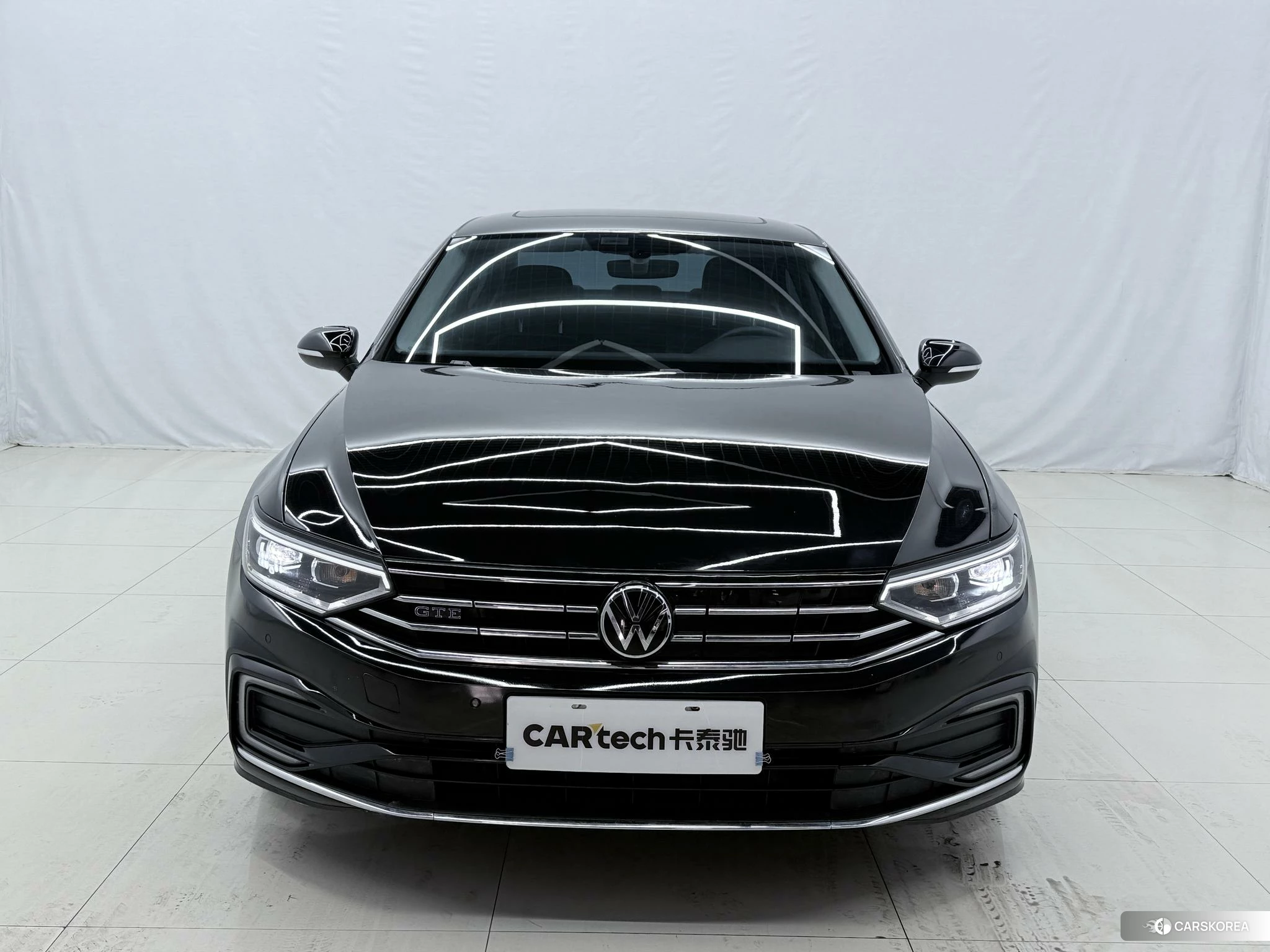 Volkswagen Magotan PHEV 2021 Черный из Китая, фото 4
